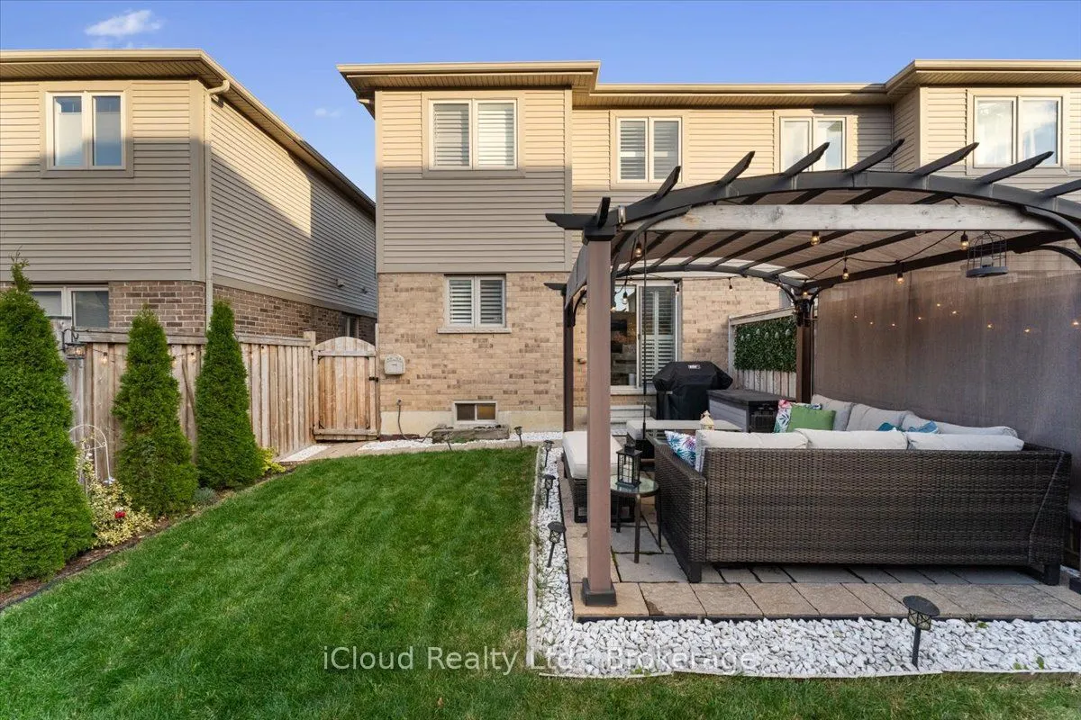 115 Echovalley Drive