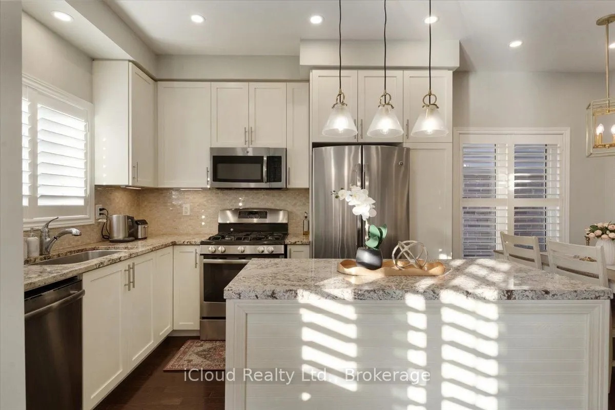 115 Echovalley Drive