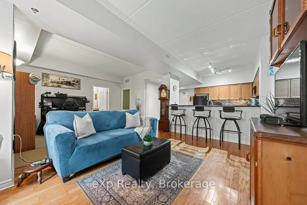 308 Watson Parkway N, #315