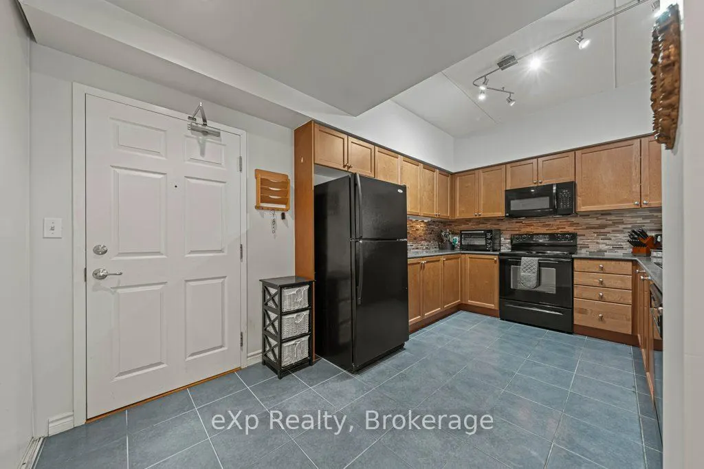 308 Watson Parkway N, #315