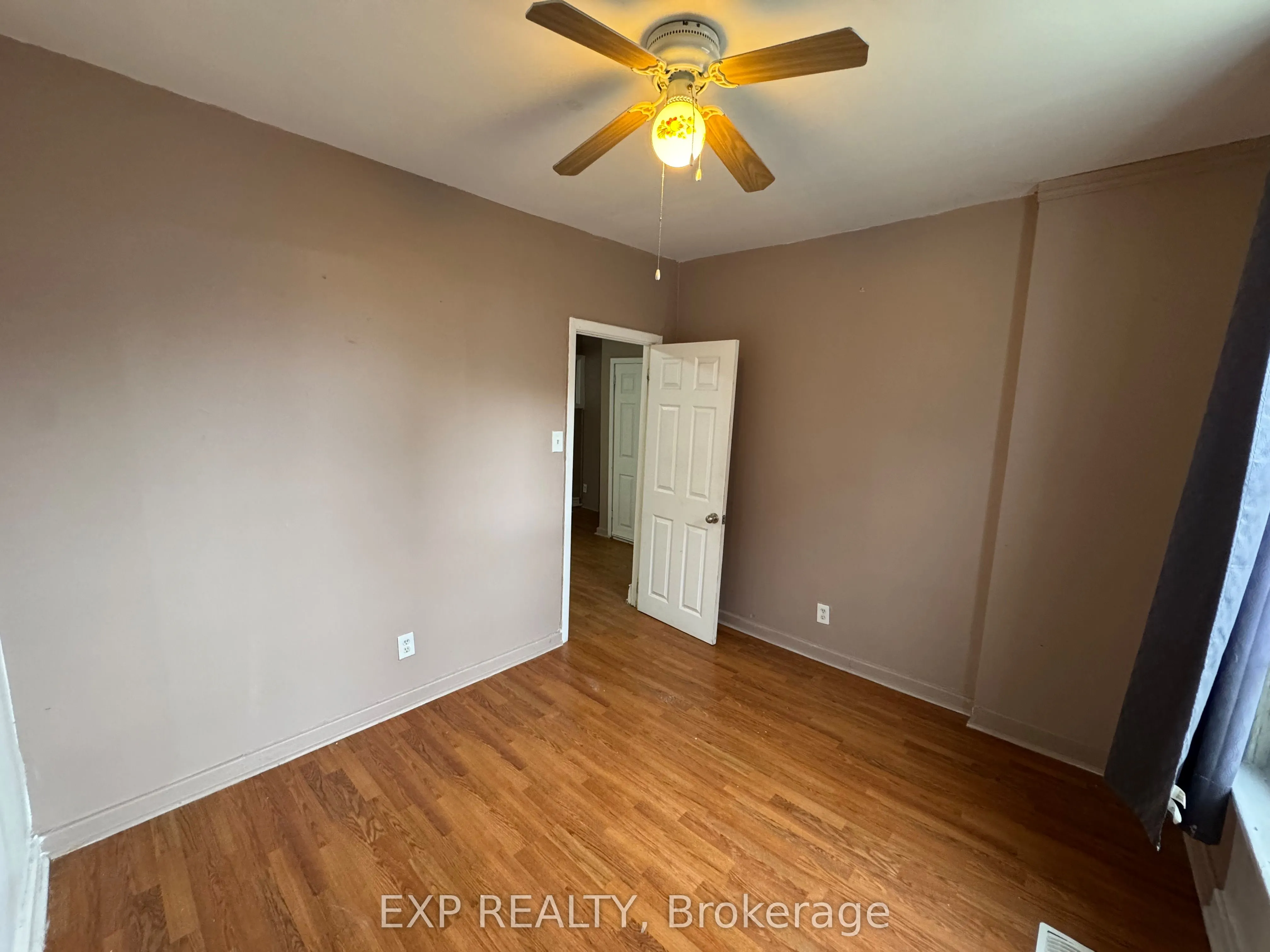 70 BARRETTE Street, #1