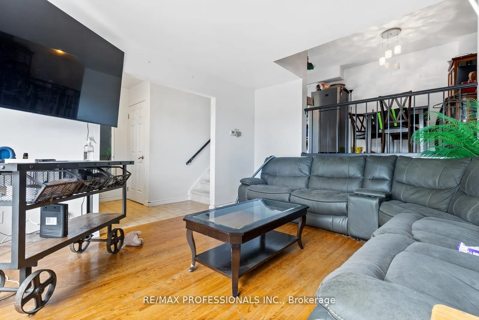 5 Viking Court, #304