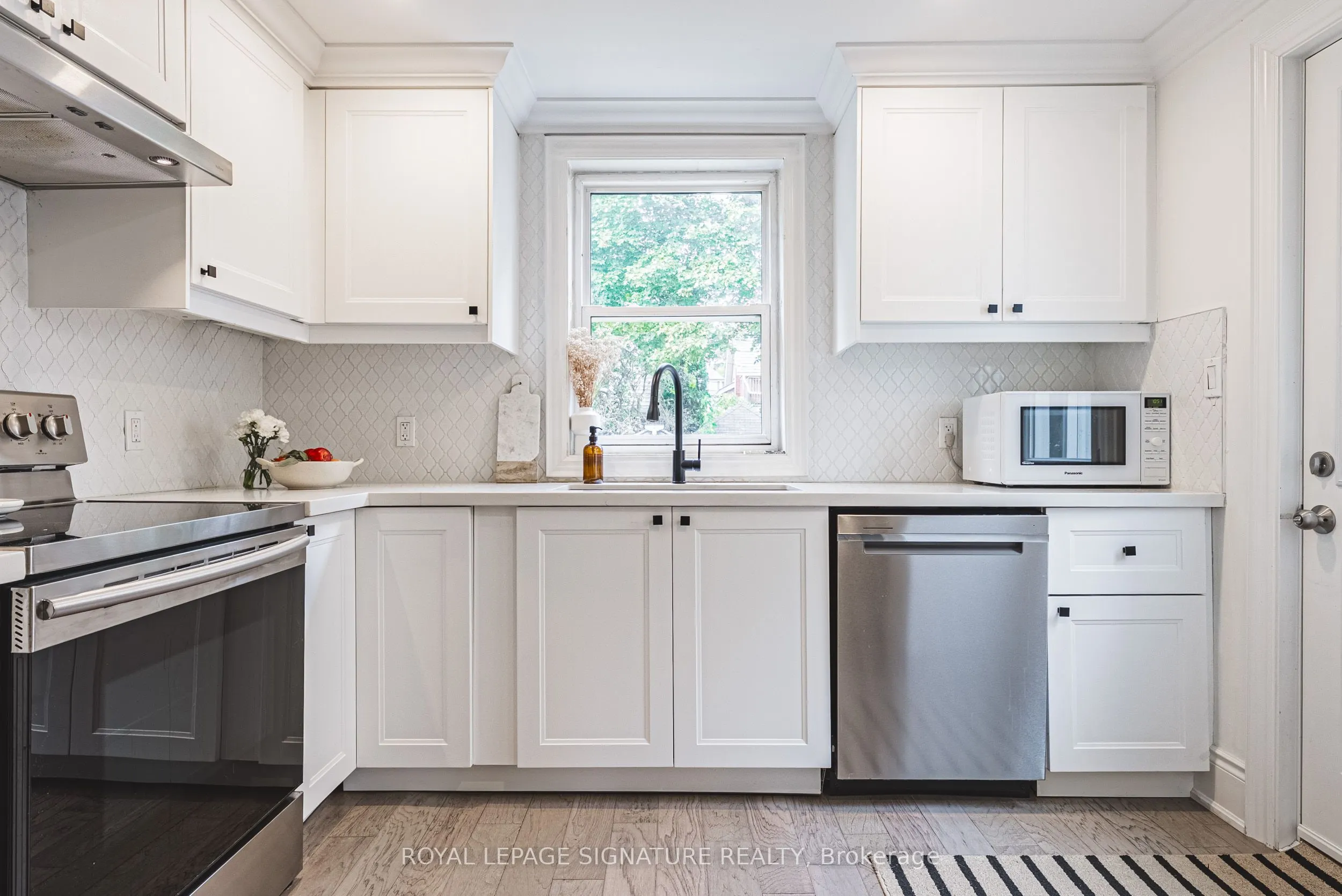 110 Kensington Avenue S