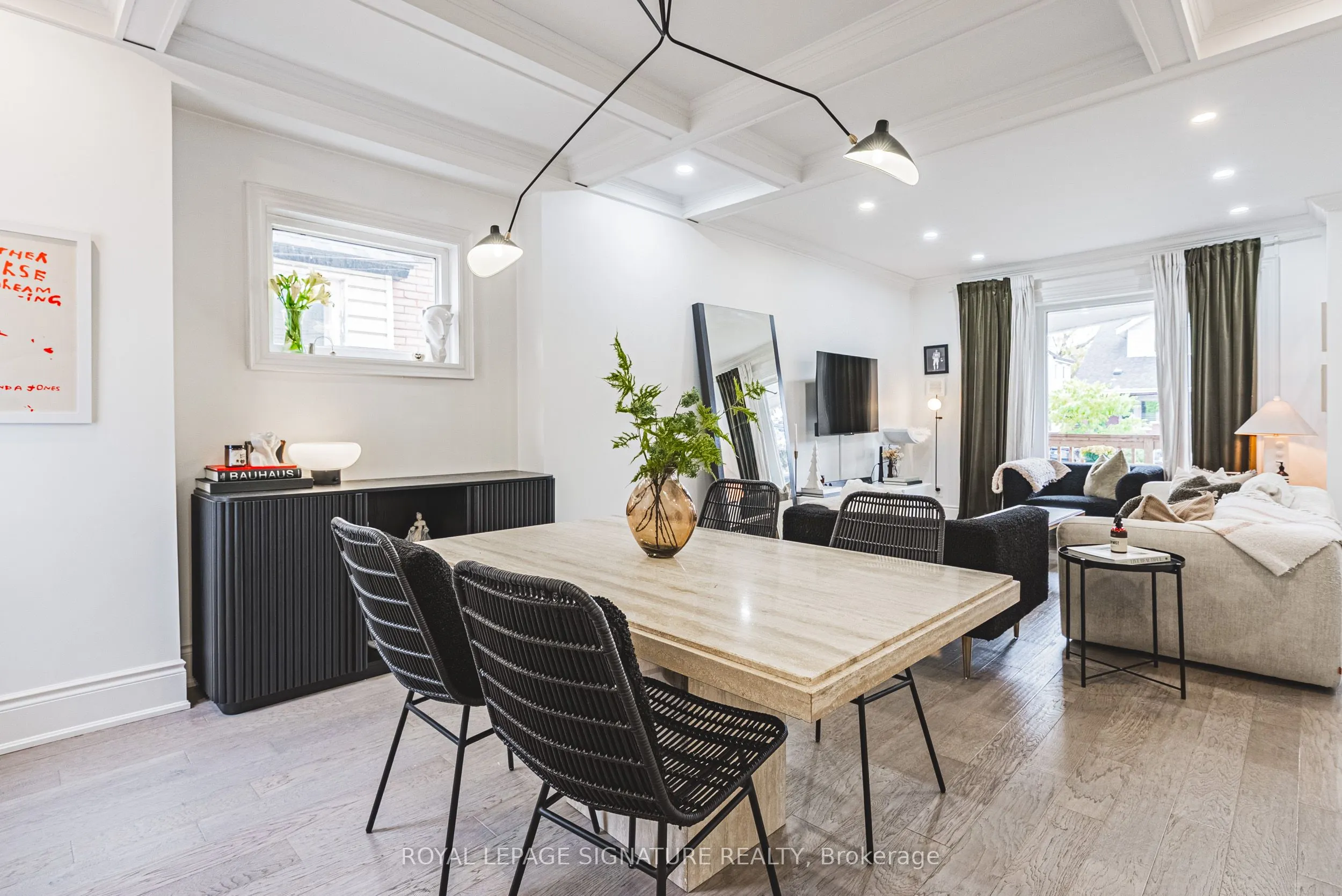 110 Kensington Avenue S