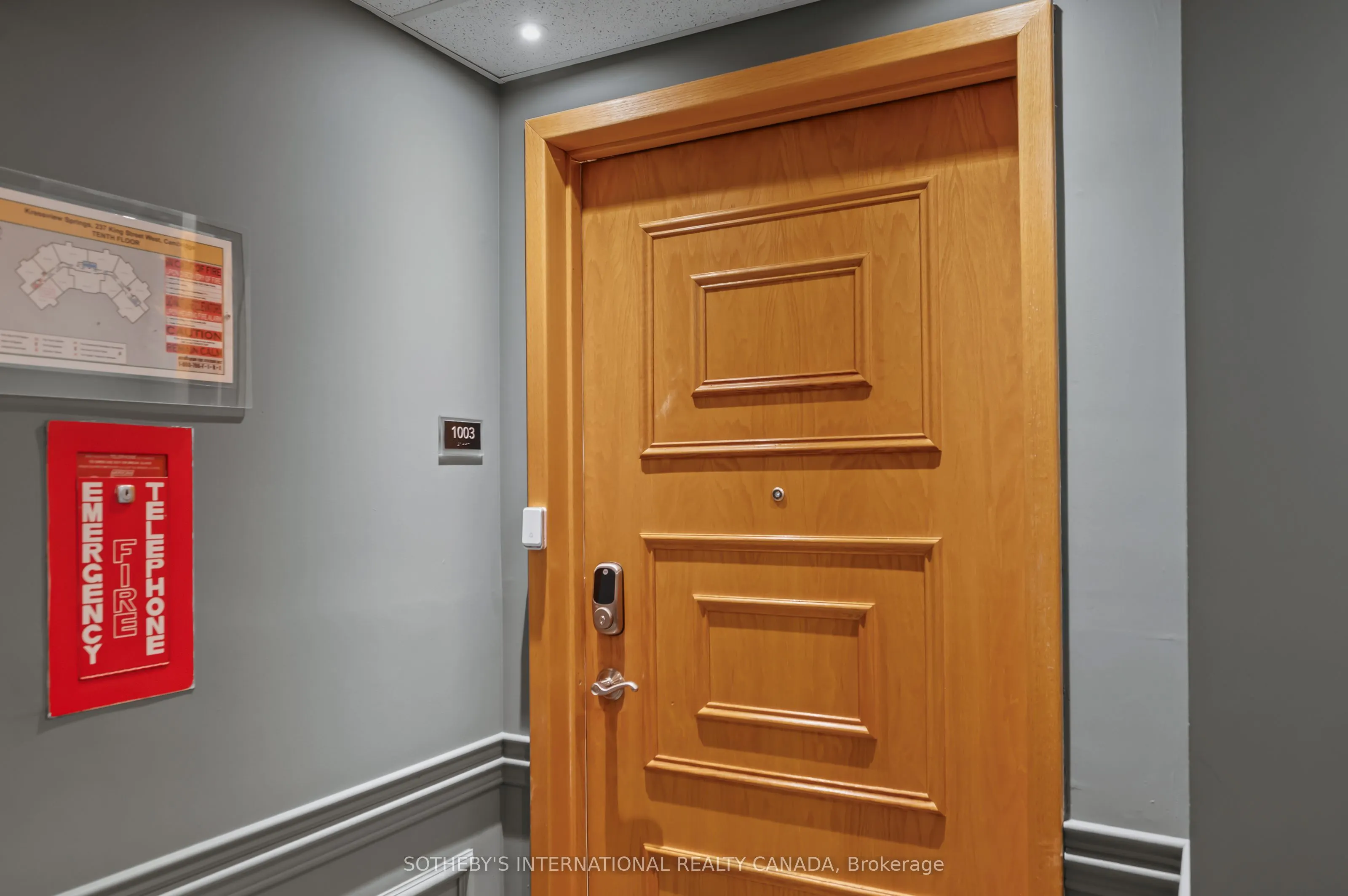 237 King Street W, #1003