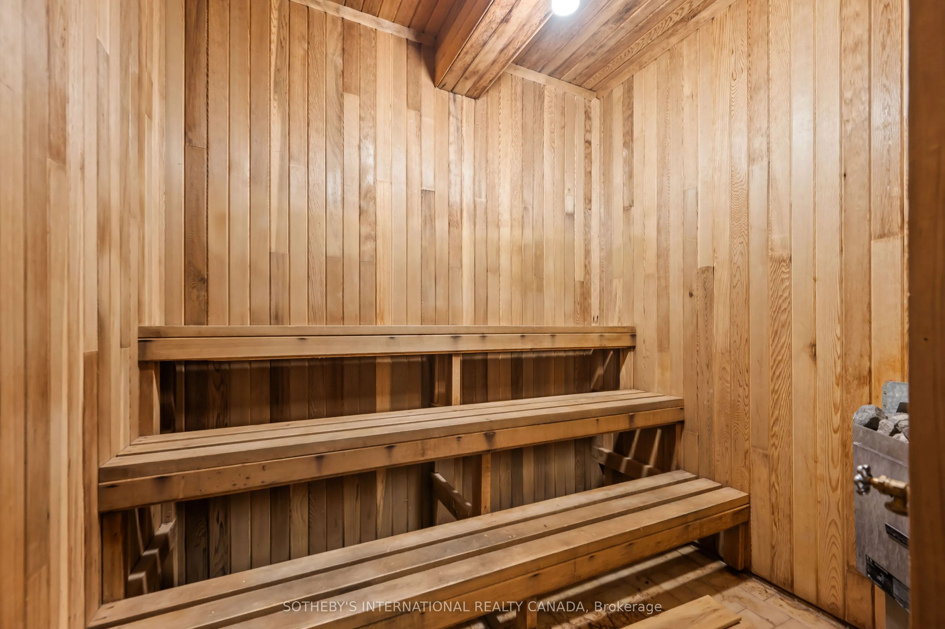 237 King Street W, #1003