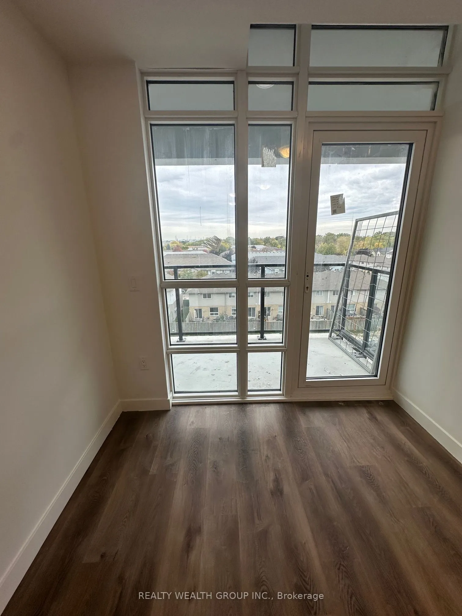 461 Green Road, #504