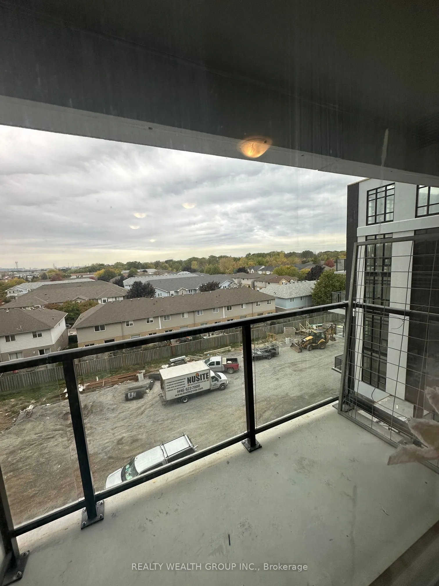 461 Green Road, #504