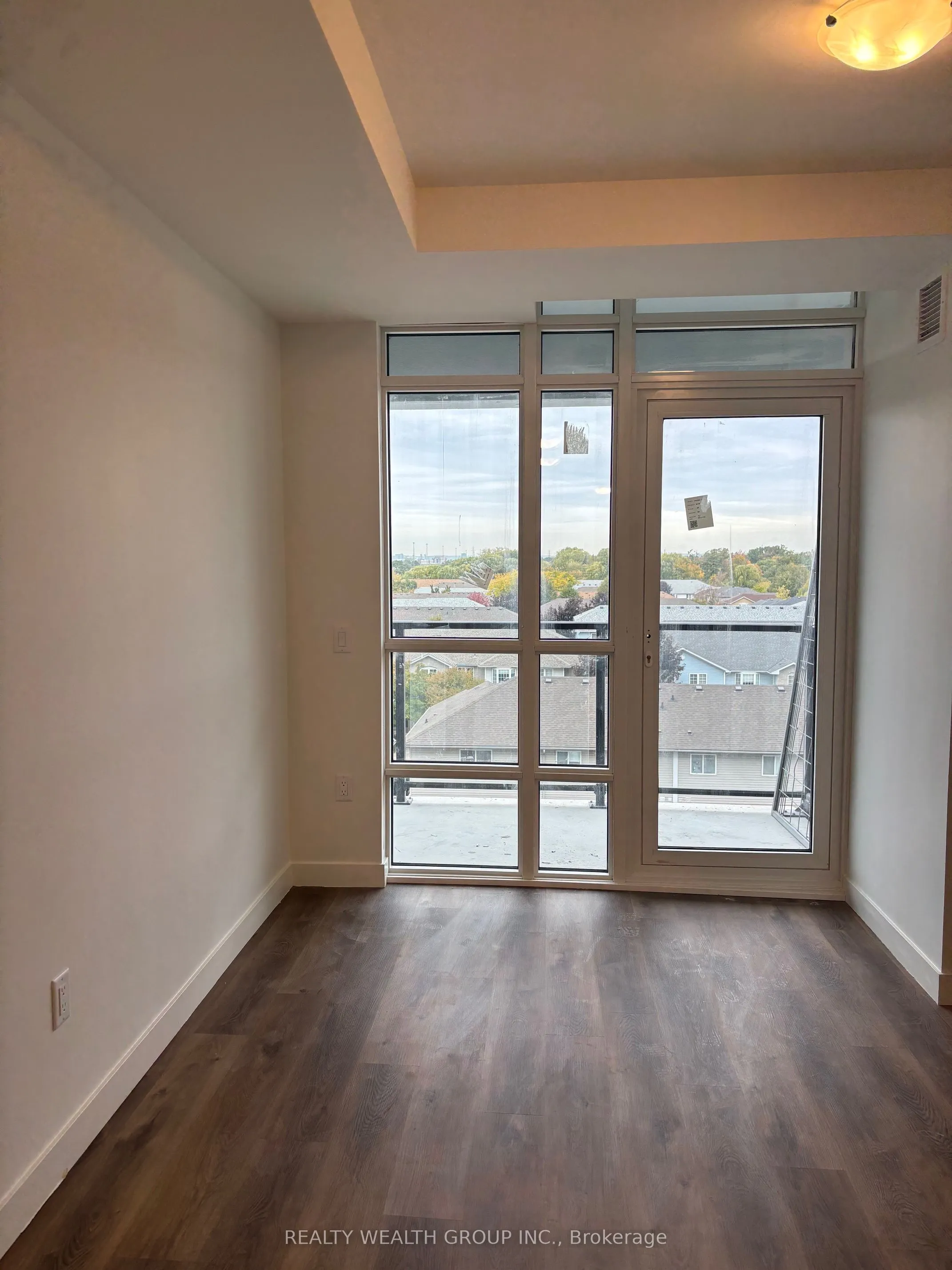 461 Green Road, #504