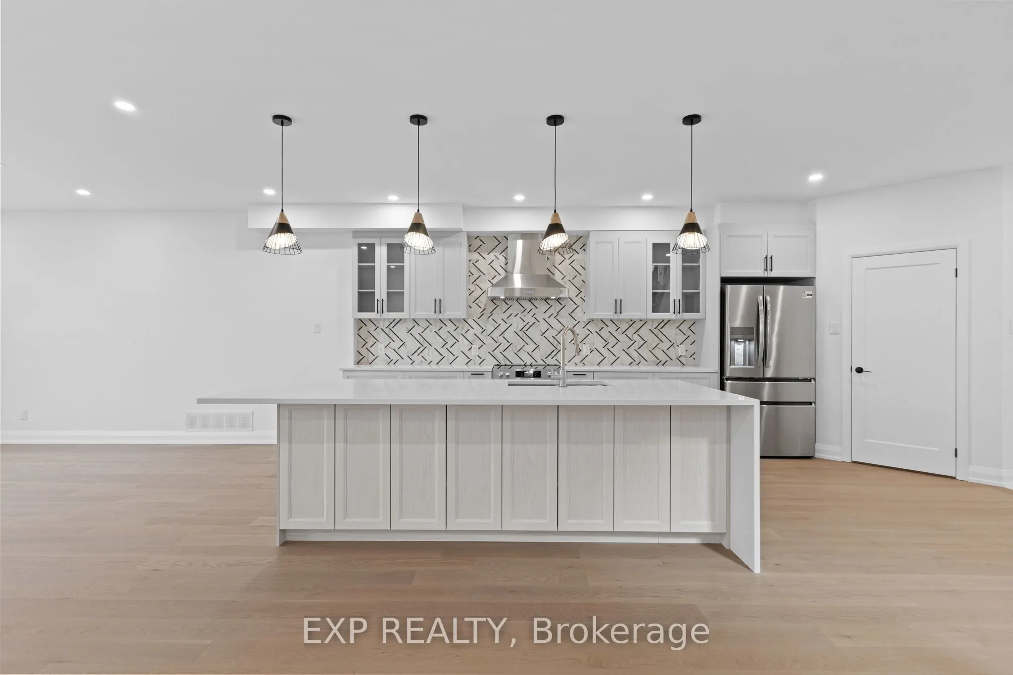 6817 Notre Dame Street