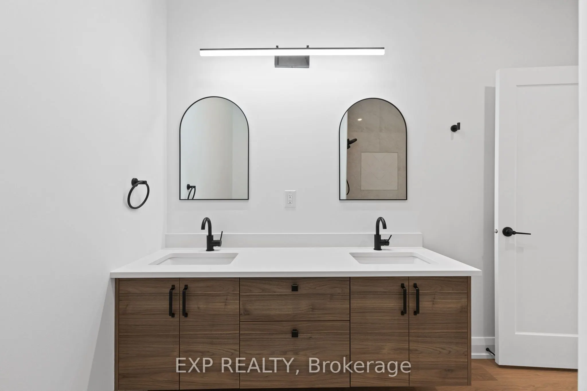 6817 Notre Dame Street