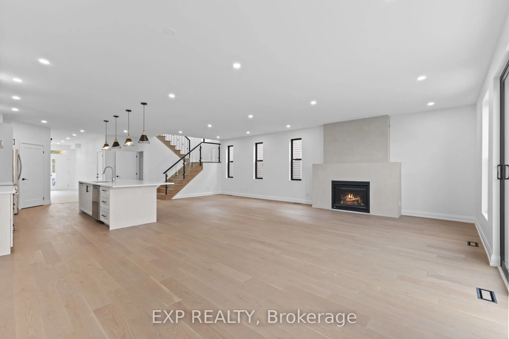 6817 Notre Dame Street