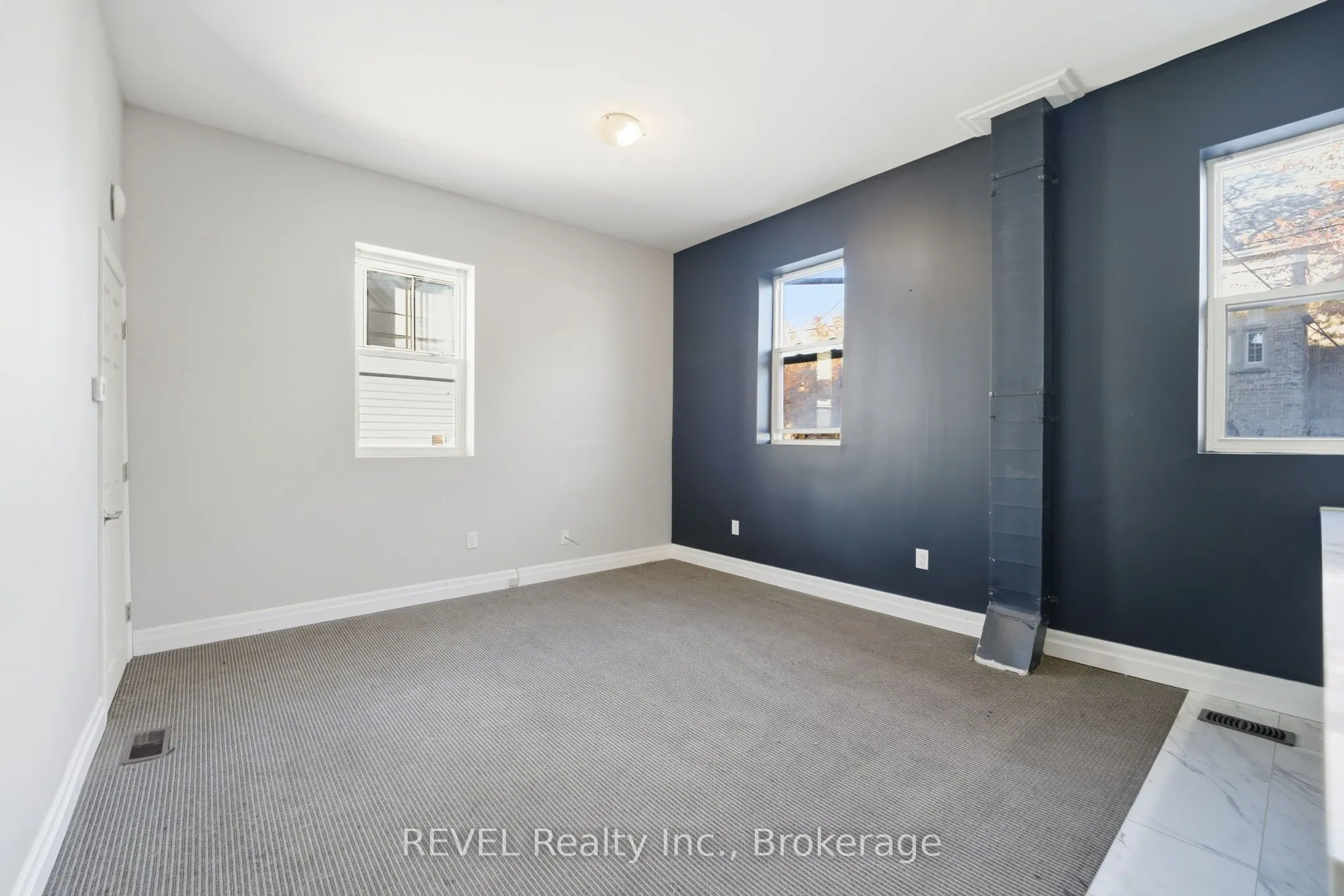 18 Clairmont Street, #7