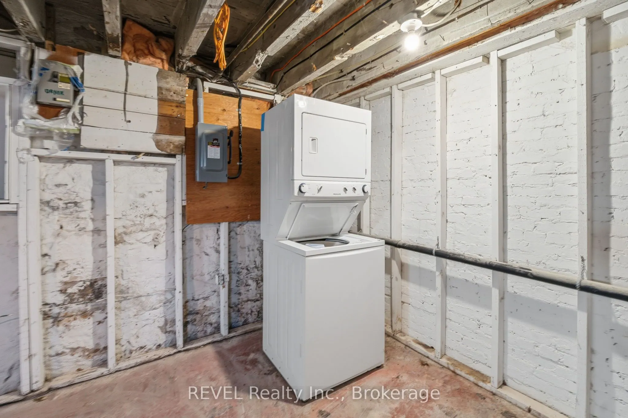 18 Clairmont Street, #7