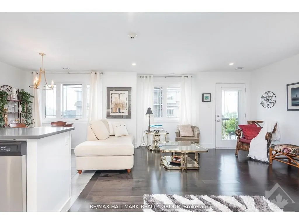 340 TRIBECA Private, #10