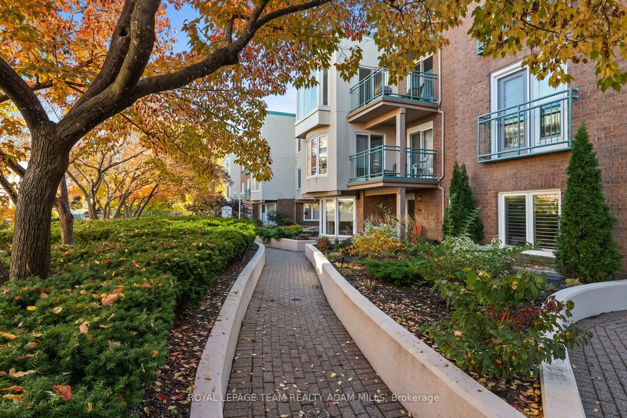 1 Columbus Avenue, #202D