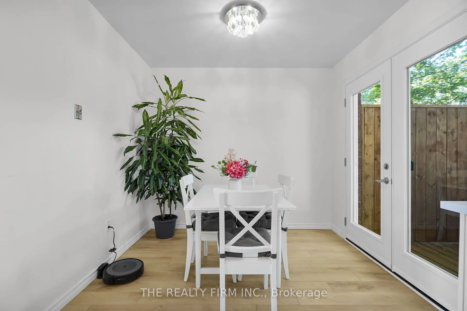 70 Chapman Court, #25