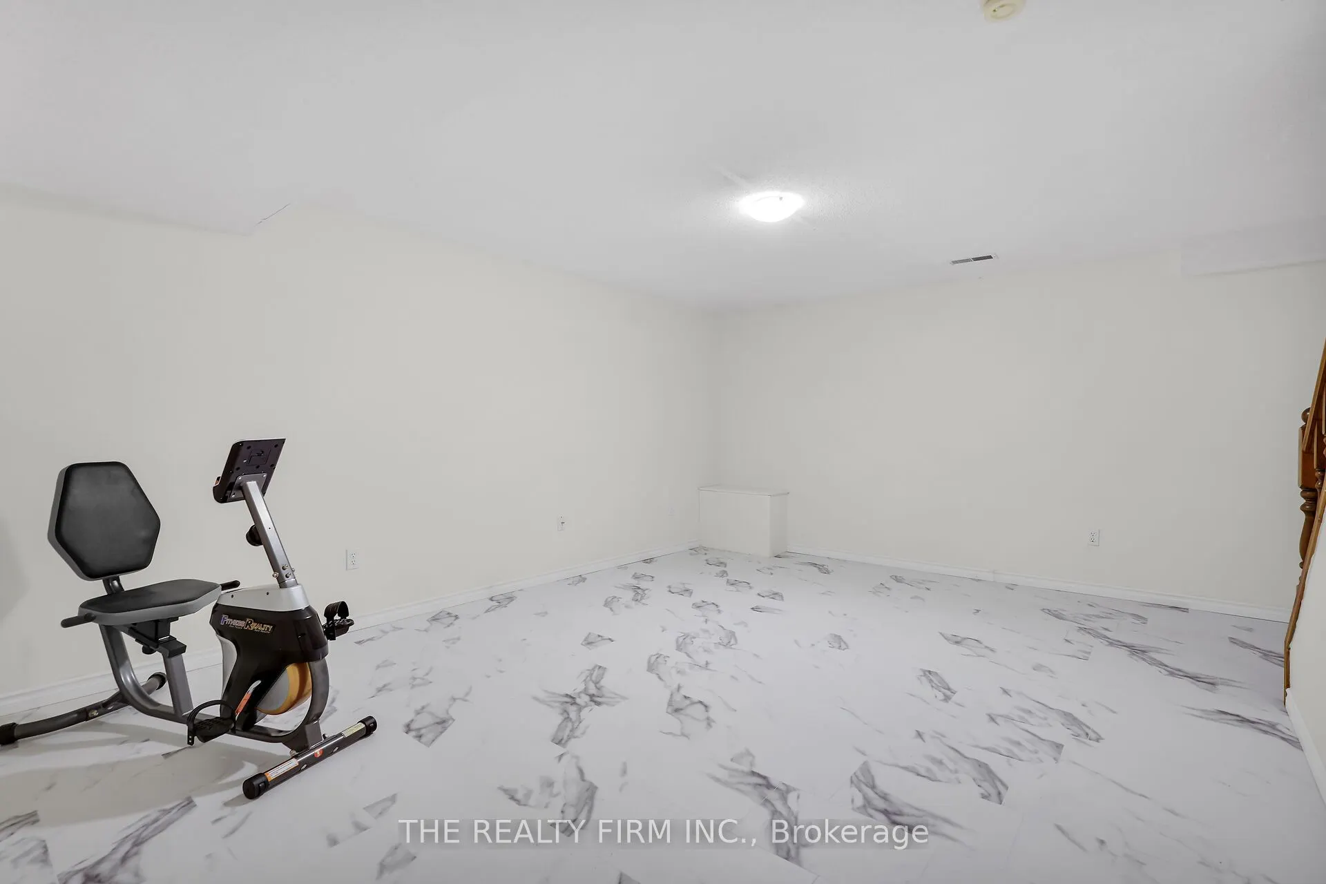 70 Chapman Court, #25