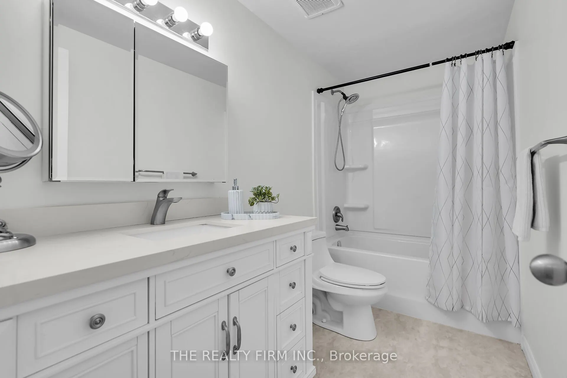 70 Chapman Court, #25