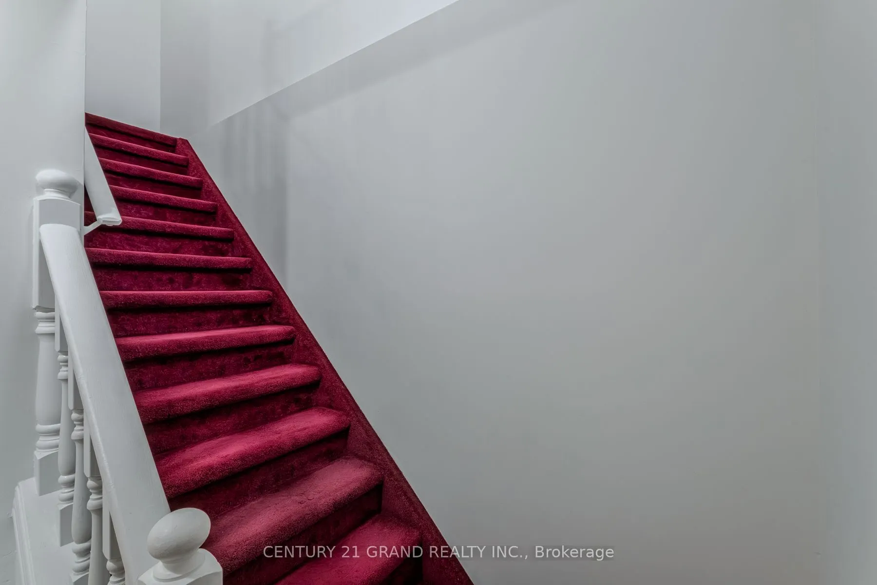 25 Anastasia Crescent