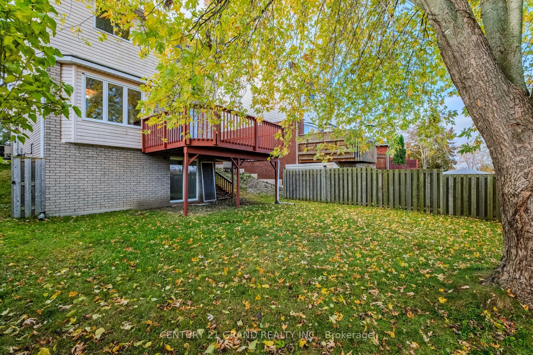 25 Anastasia Crescent