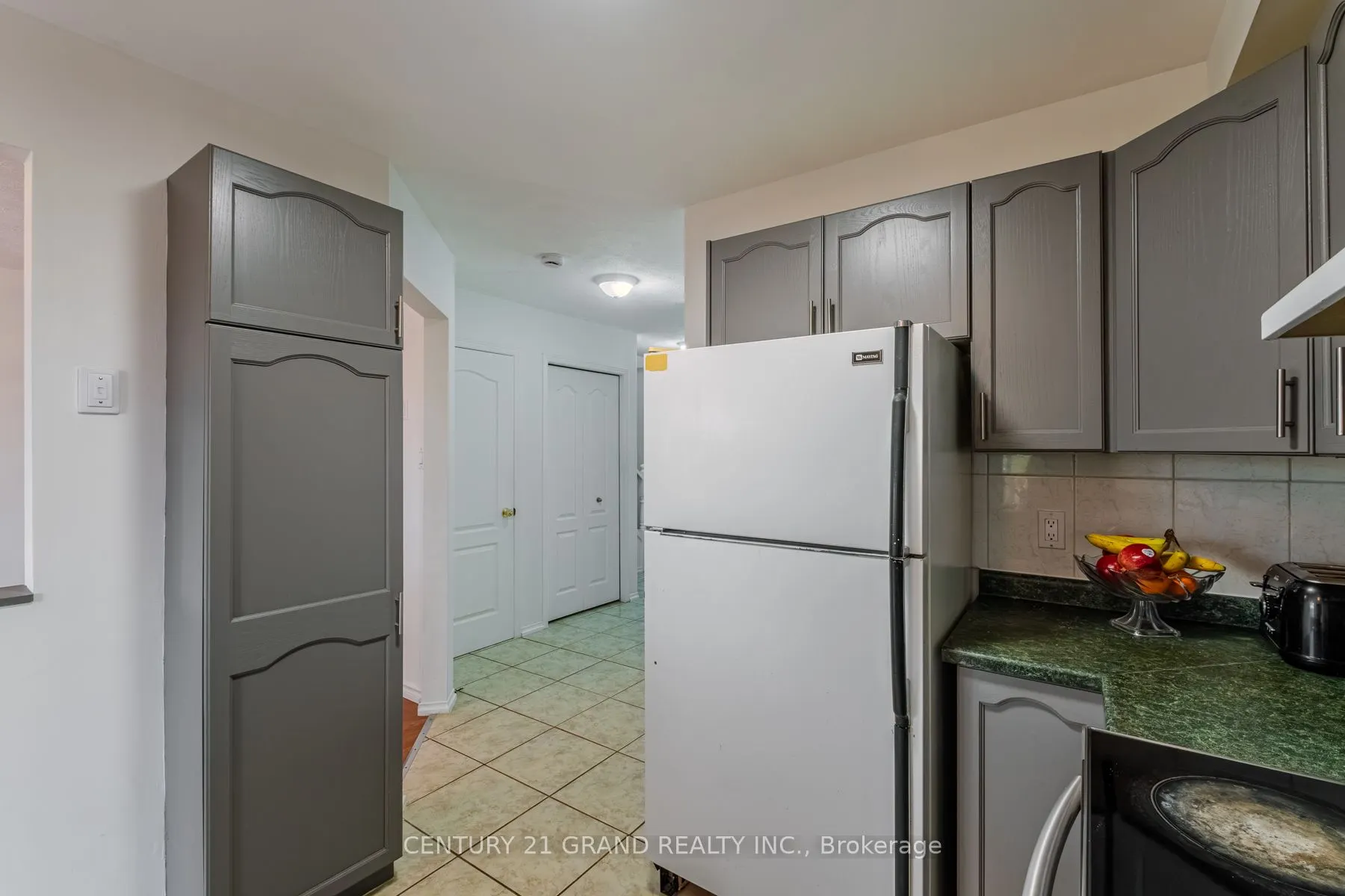 25 Anastasia Crescent