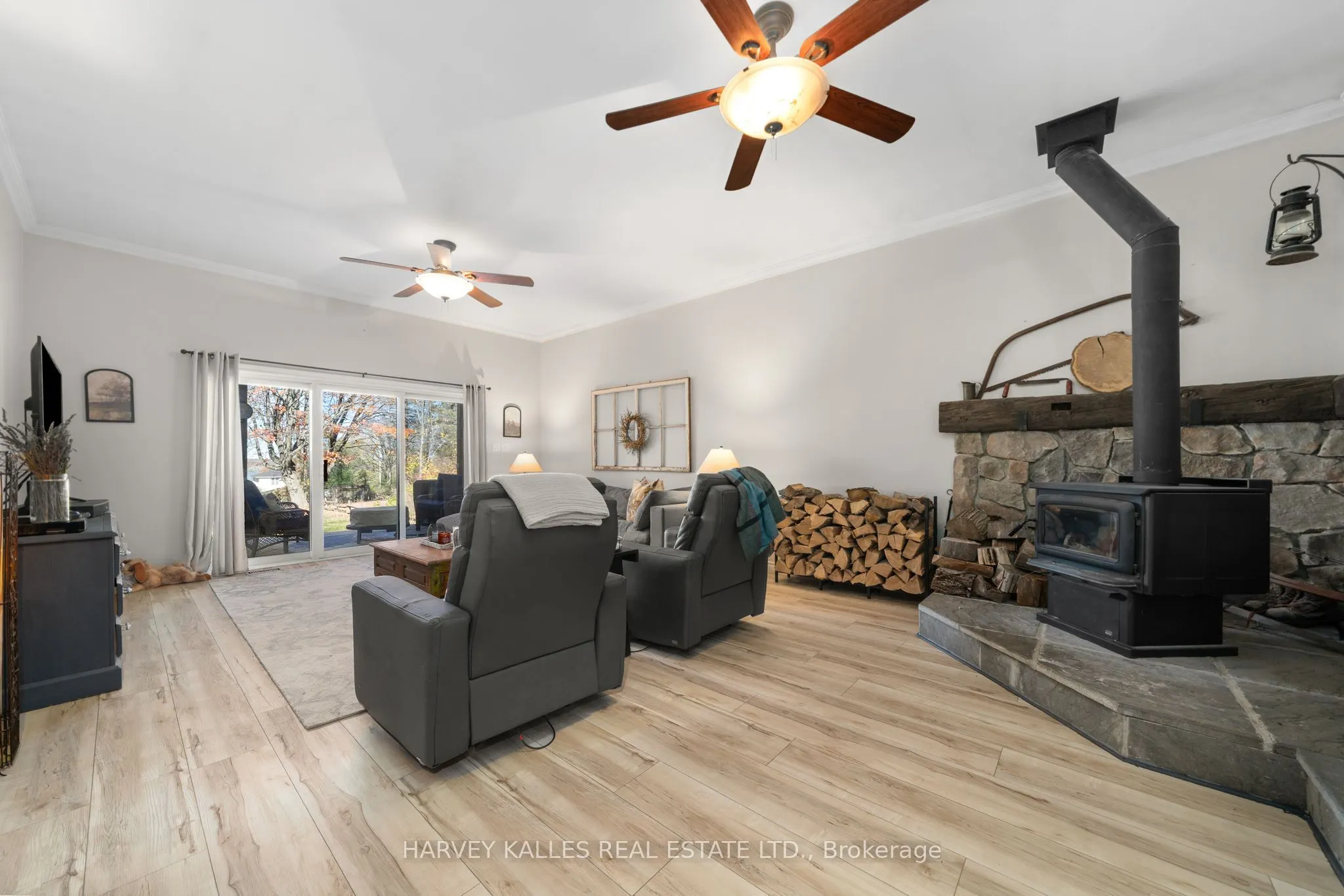 12130 Loyalist Parkway