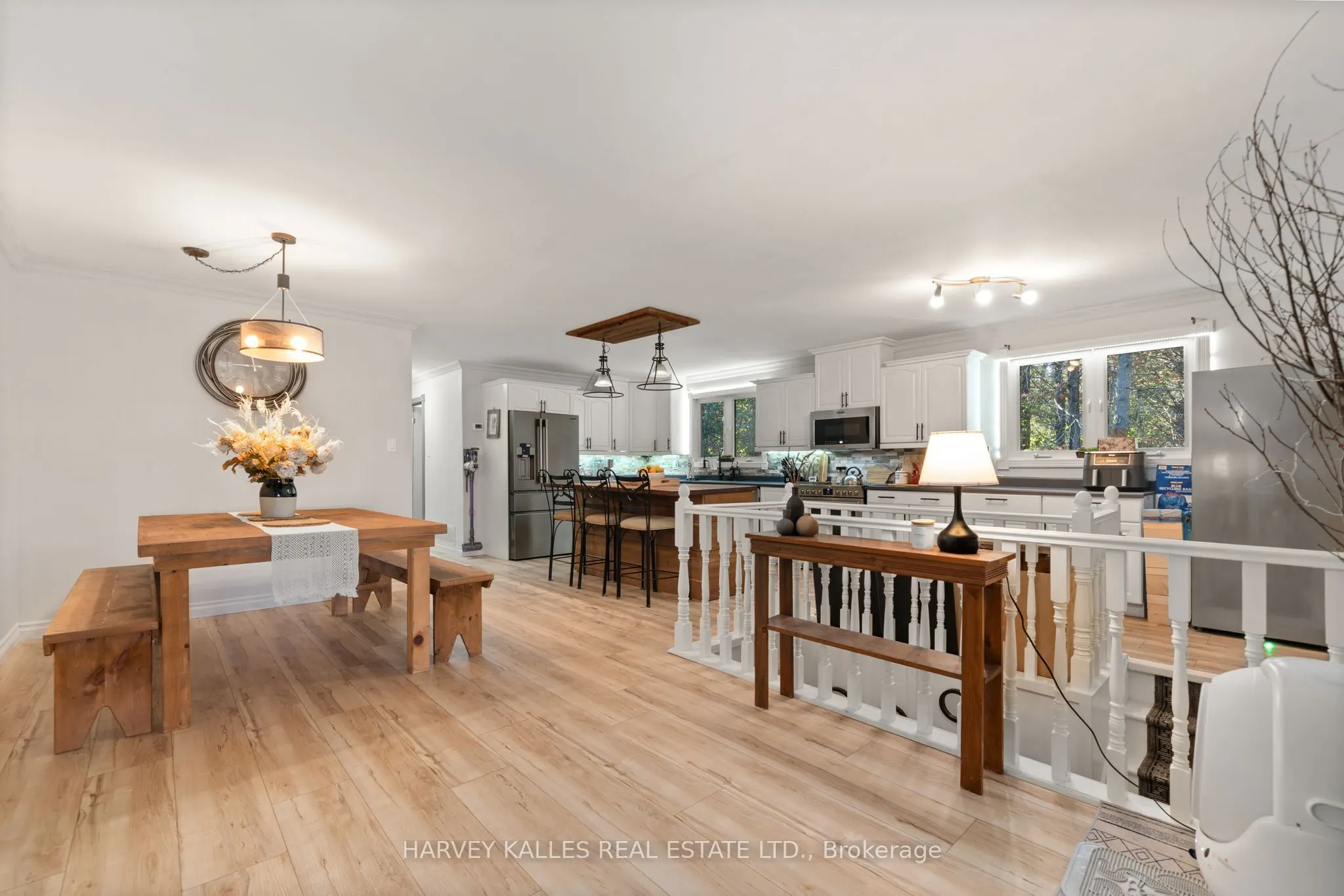 12130 Loyalist Parkway