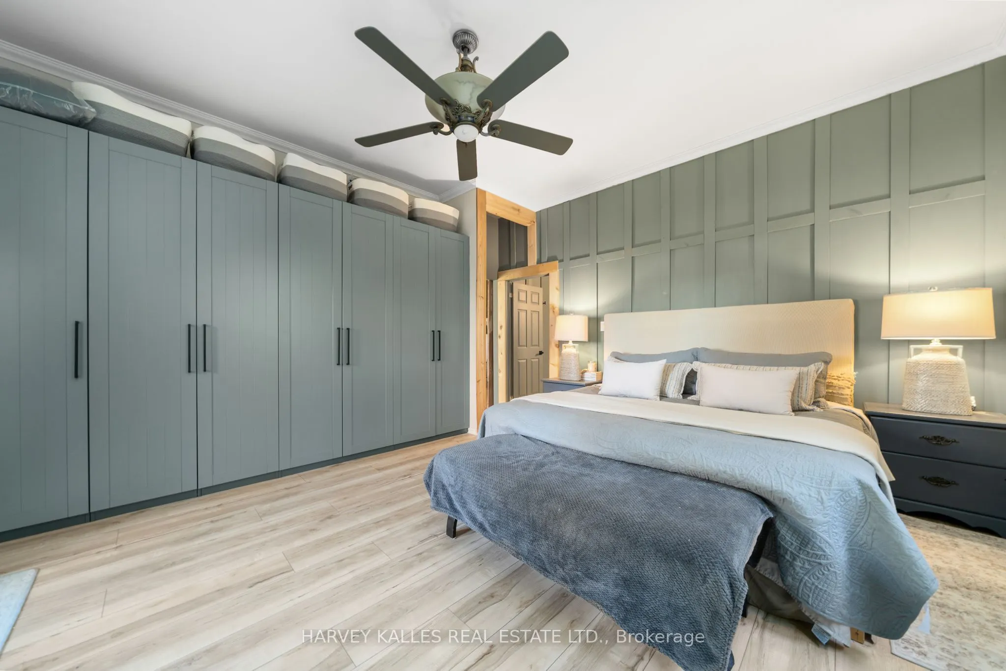 12130 Loyalist Parkway