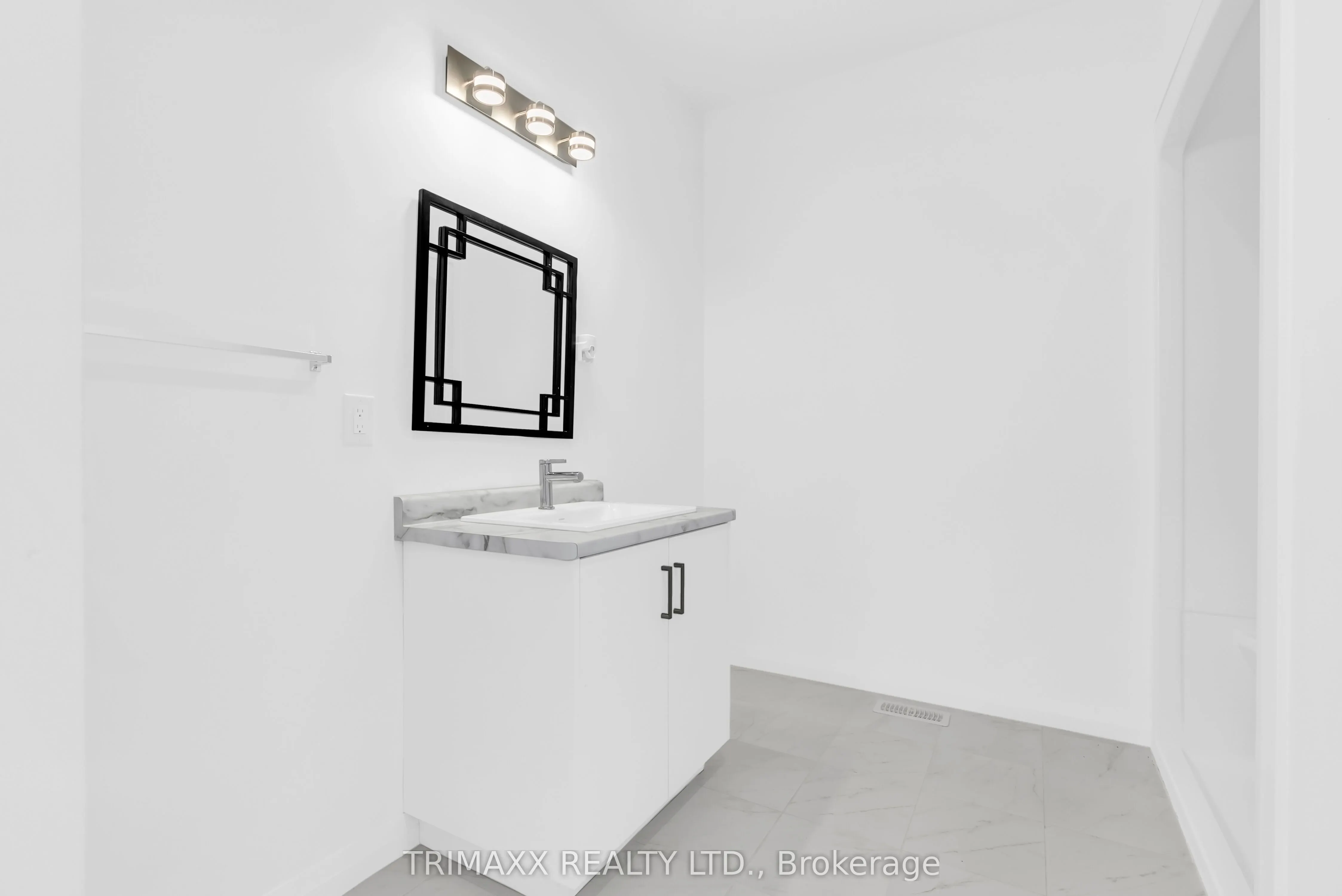 1465 Station Street, #31