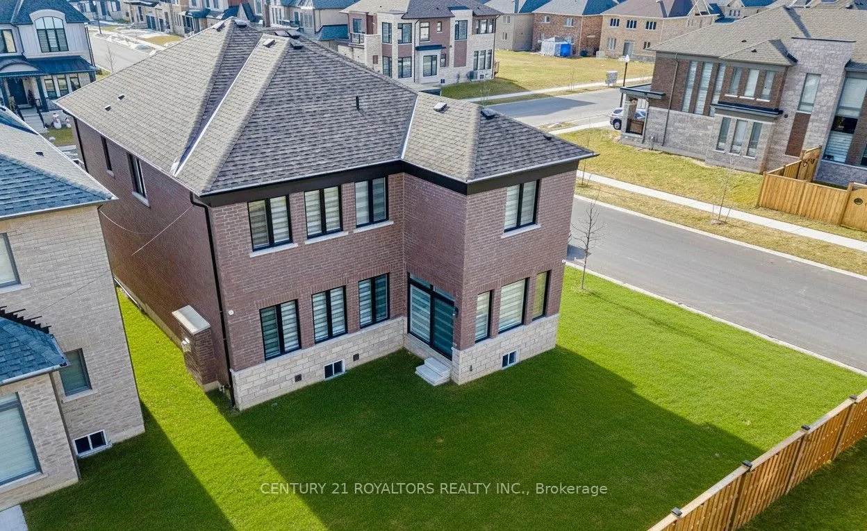 1219 Upper Thames Drive