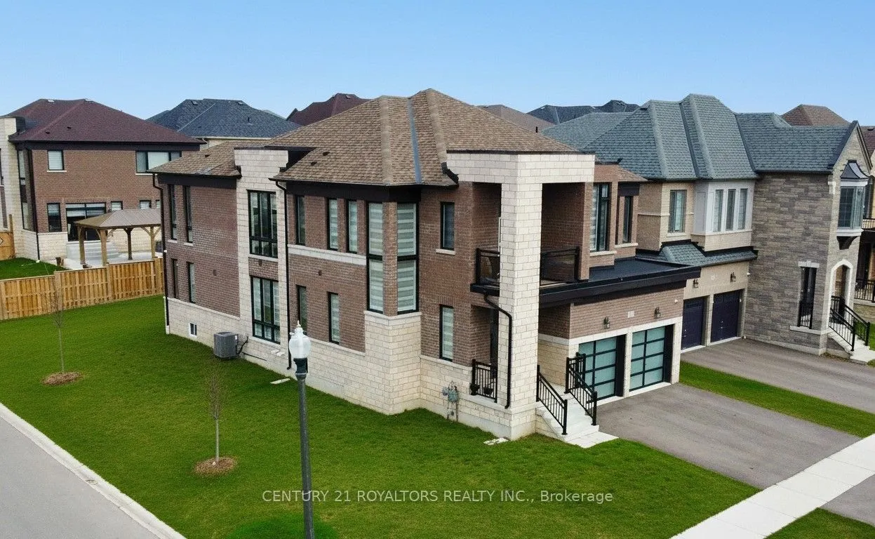 1219 Upper Thames Drive