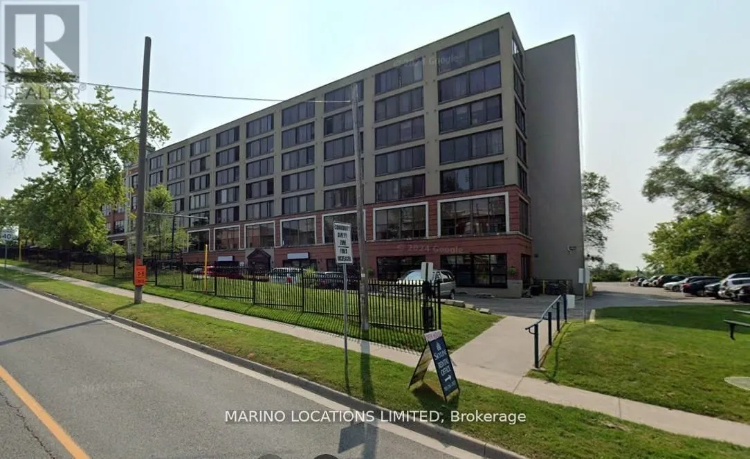 201 Hunter Street E, #100-101