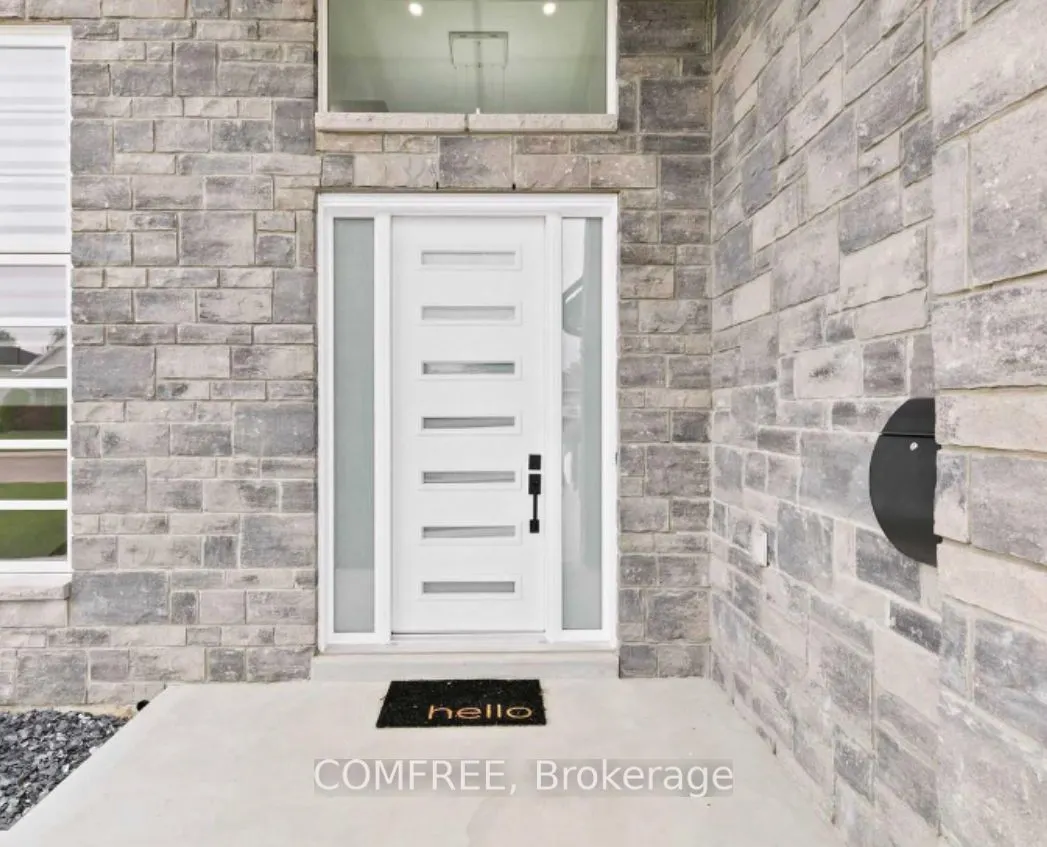 2927 Clemenceau Boulevard