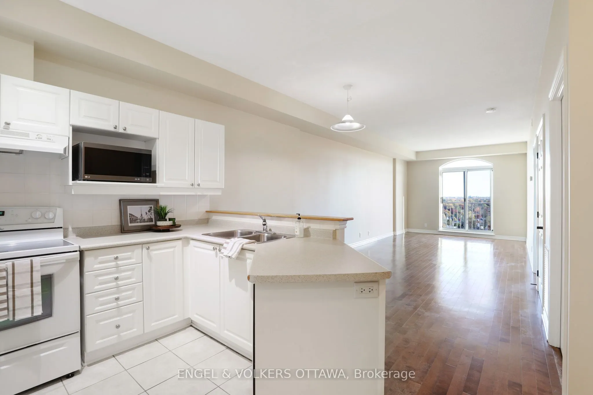 120 Grant Carman Drive