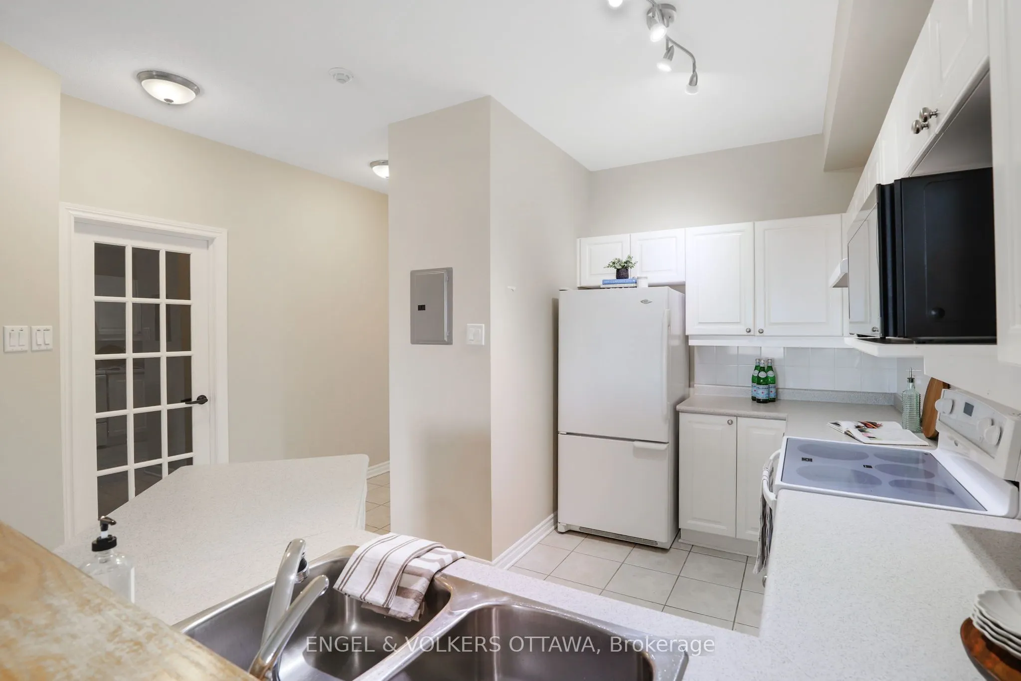 120 Grant Carman Drive