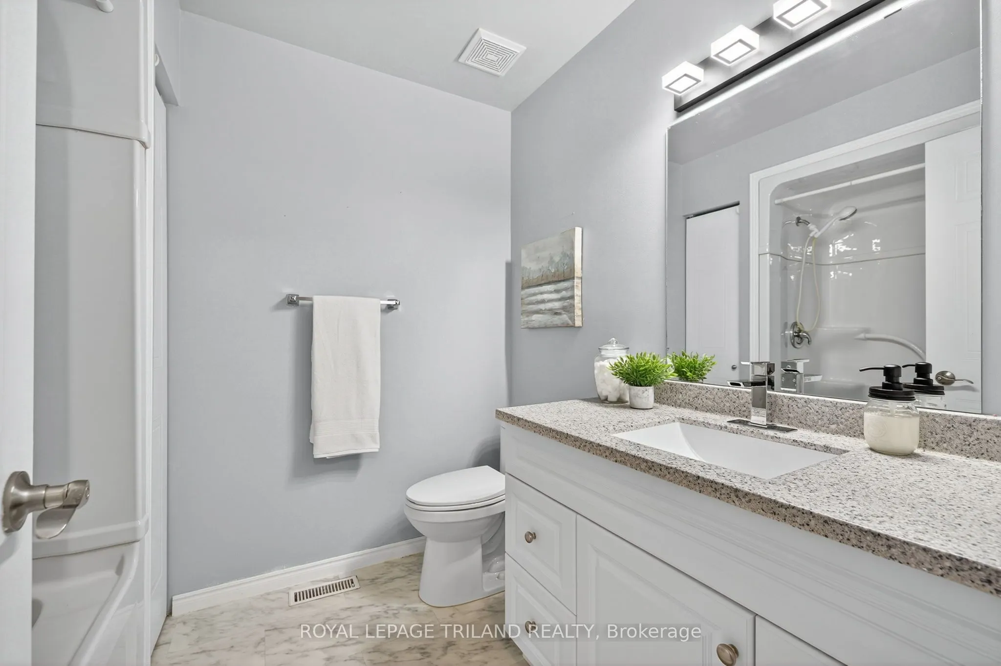 131 Bonaventure Drive, #25