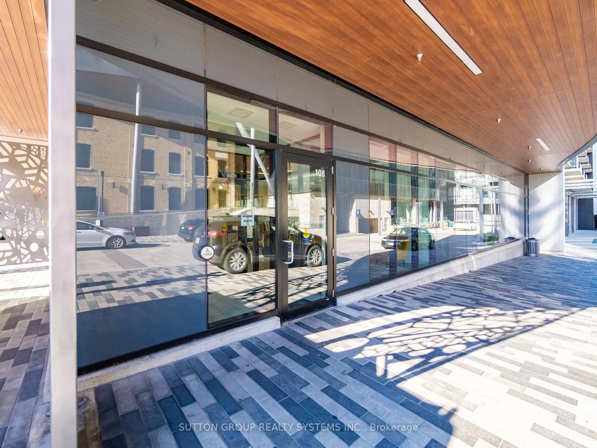 108 Garment Street, #404