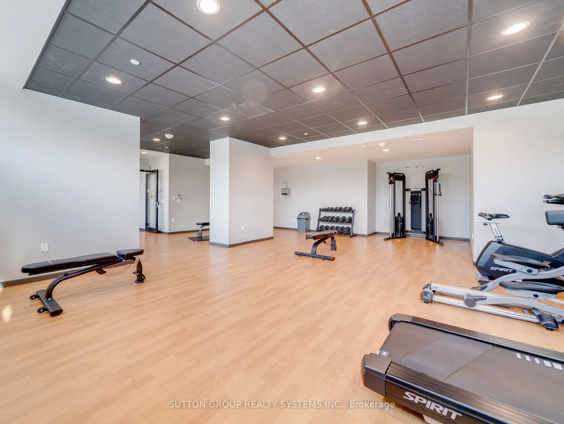 108 Garment Street, #404