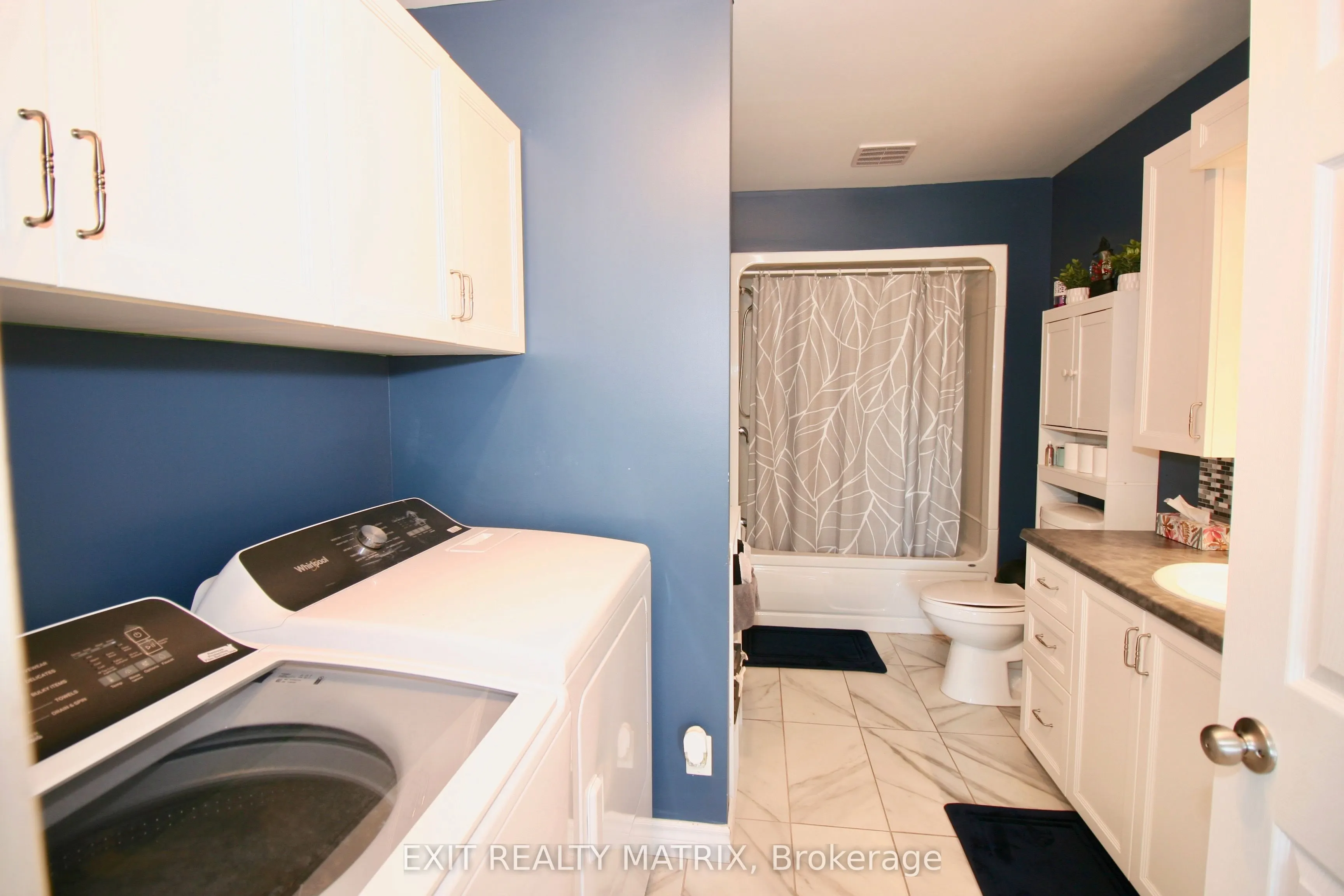 3532-3534 Front Road