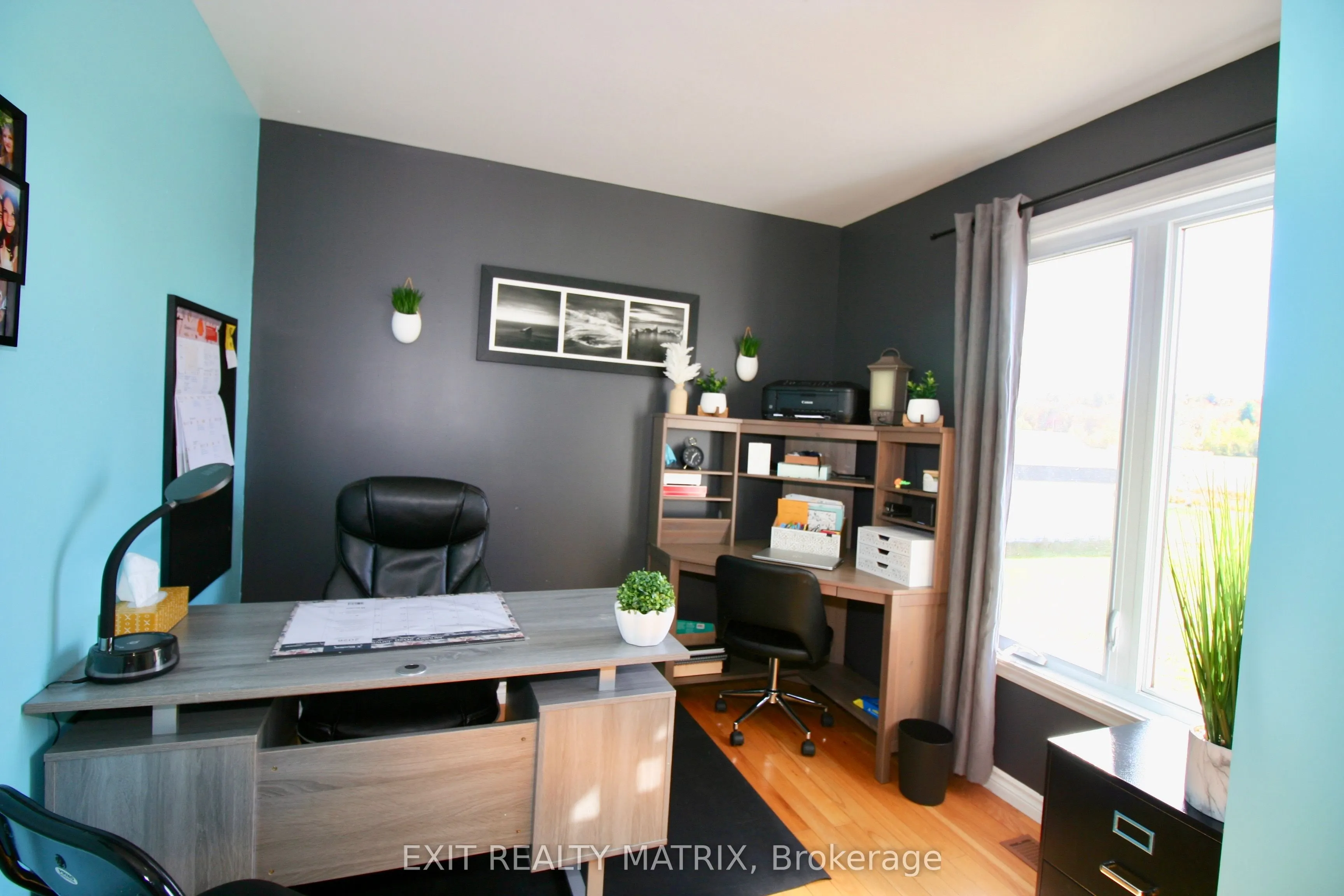 3532-3534 Front Road