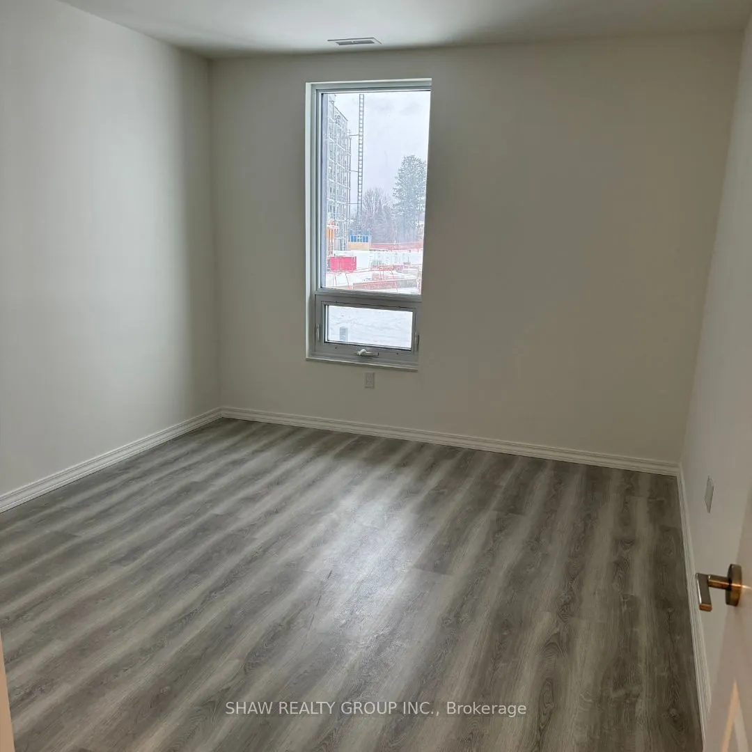 1098 Paisley Road, #206