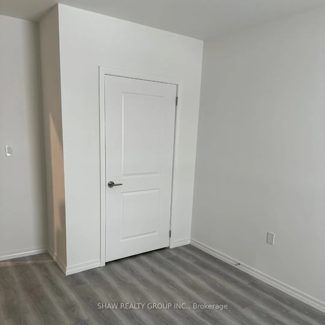 1098 Paisley Road, #206