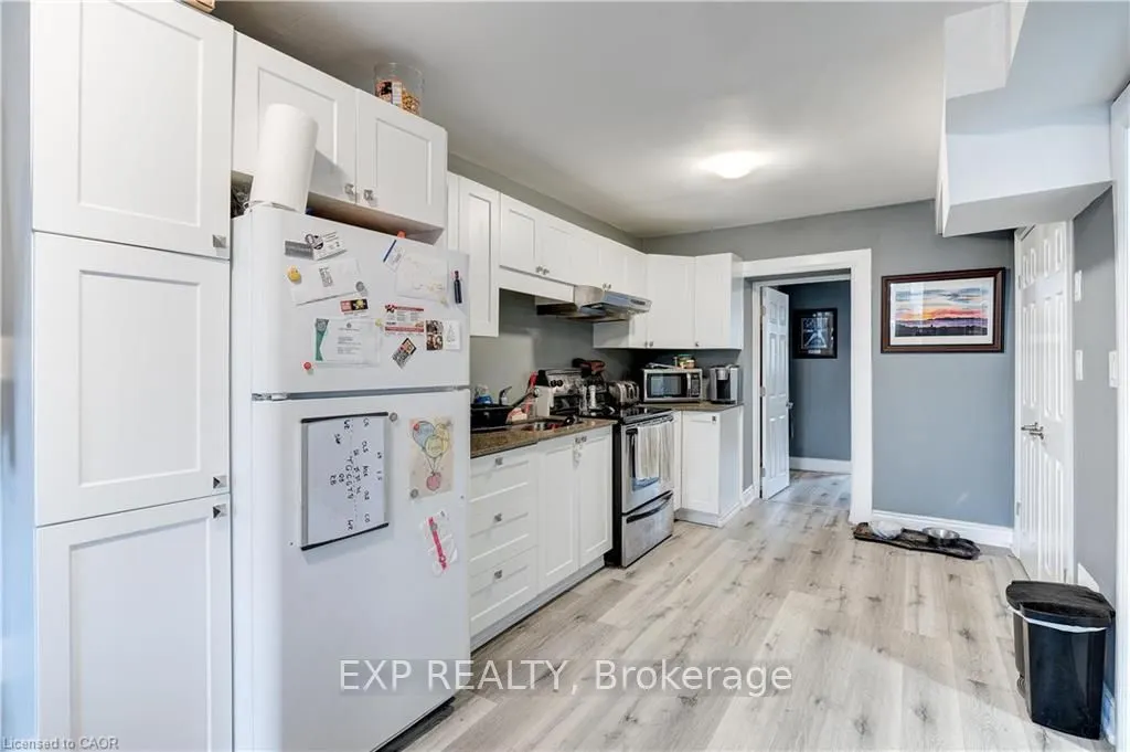 24 Avalon Place, #Upper