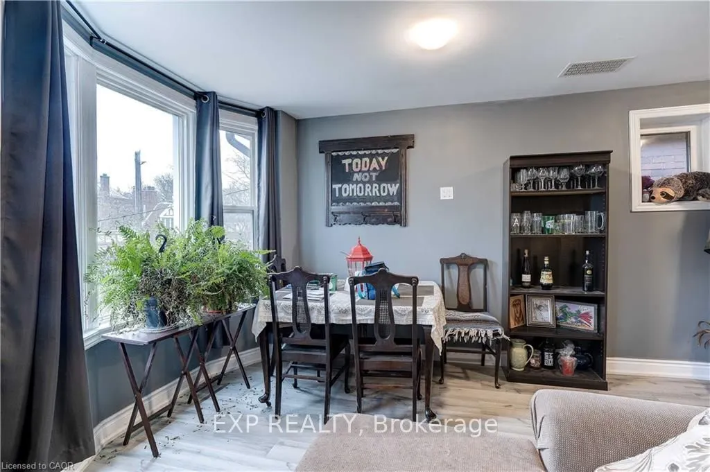 24 Avalon Place, #Upper