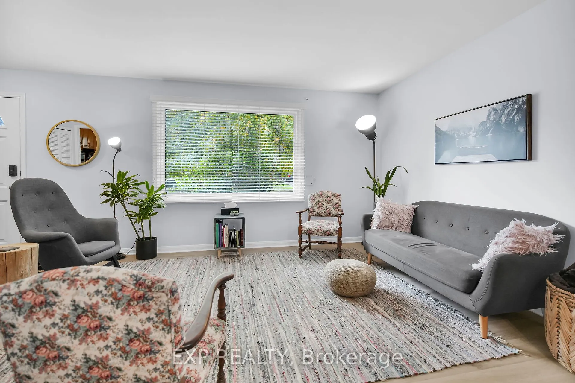 61 Larkspur Crescent