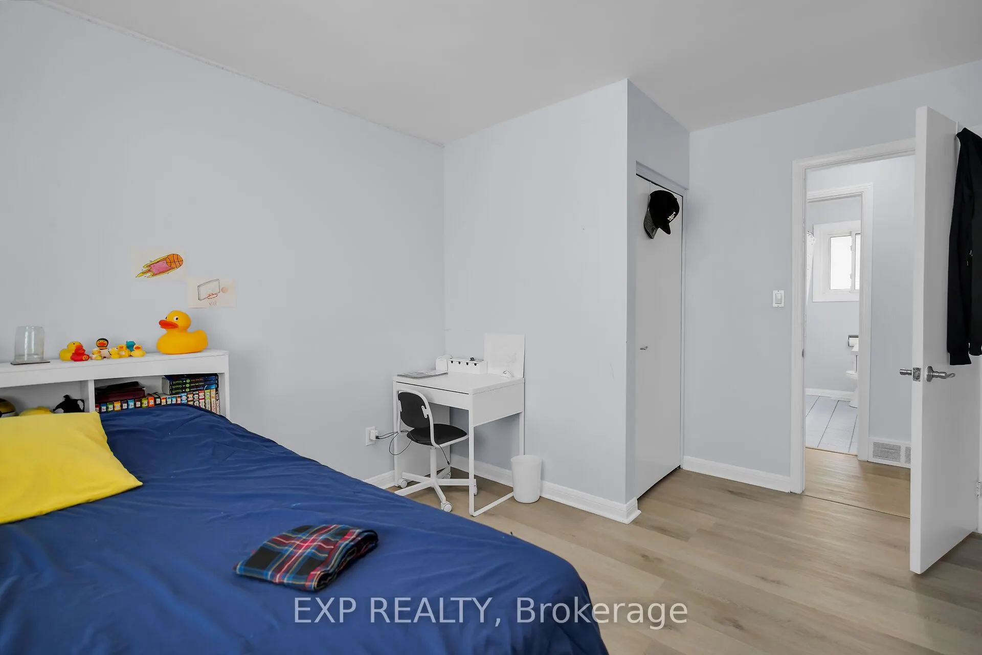 61 Larkspur Crescent