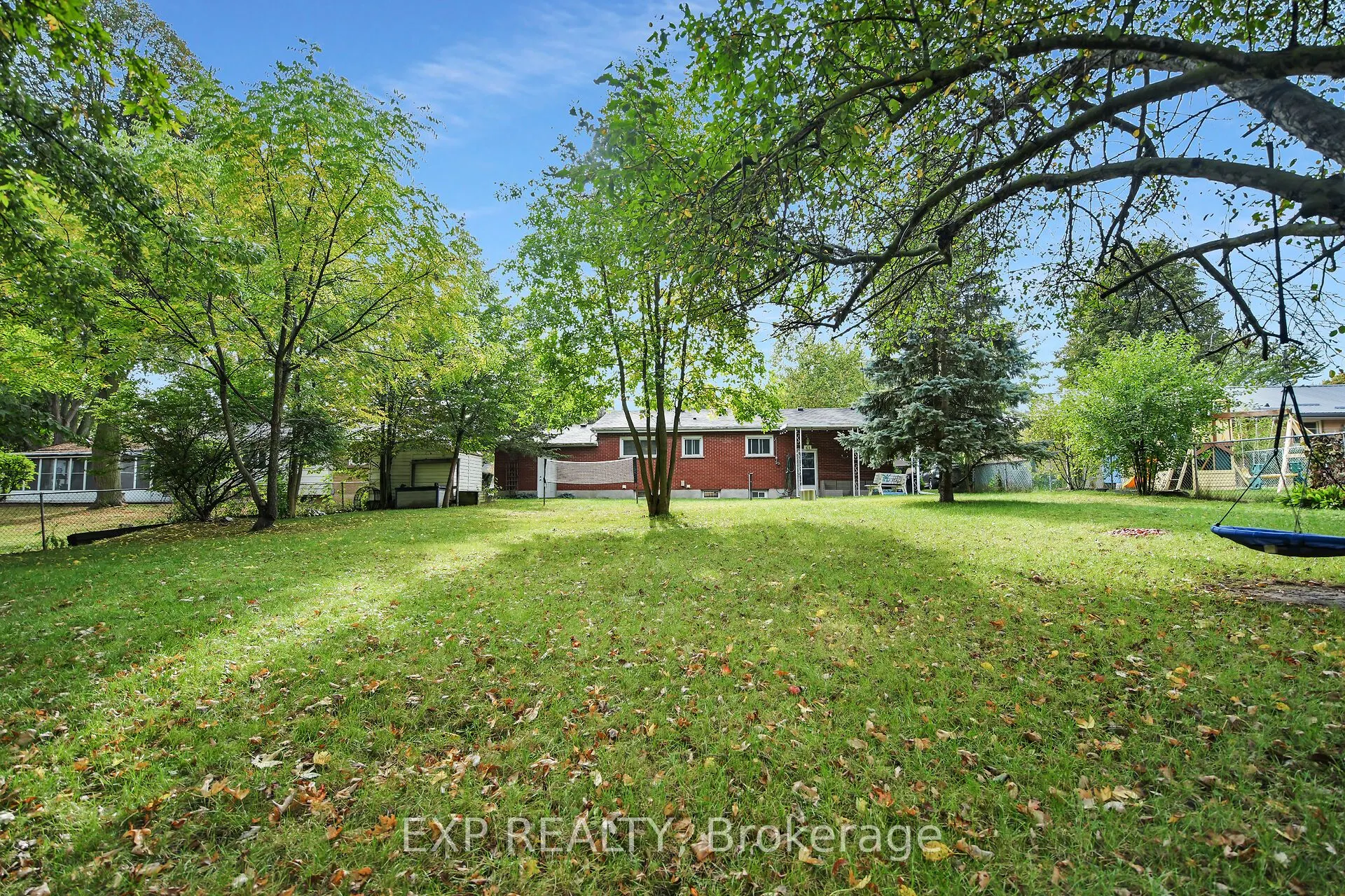 61 Larkspur Crescent