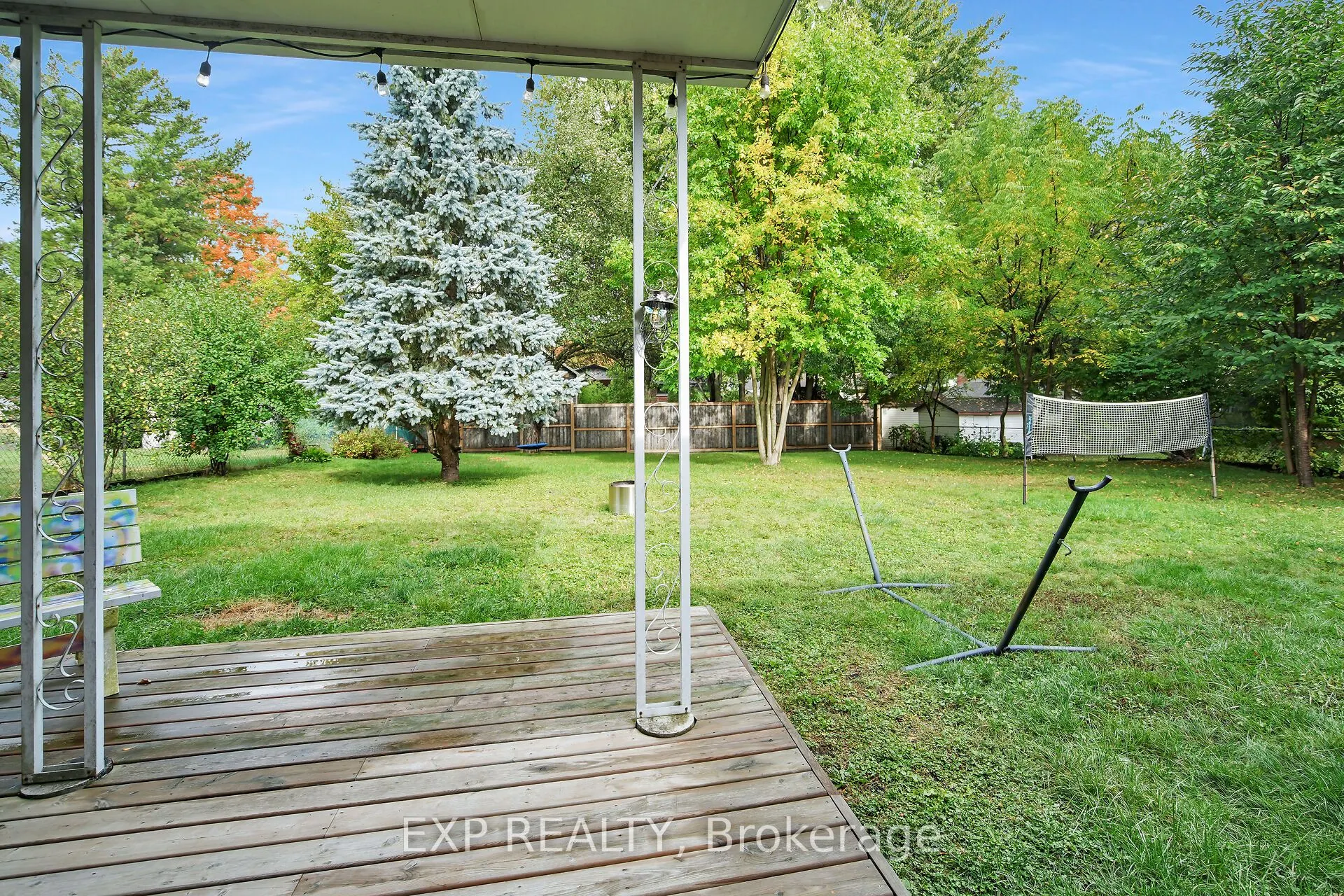 61 Larkspur Crescent