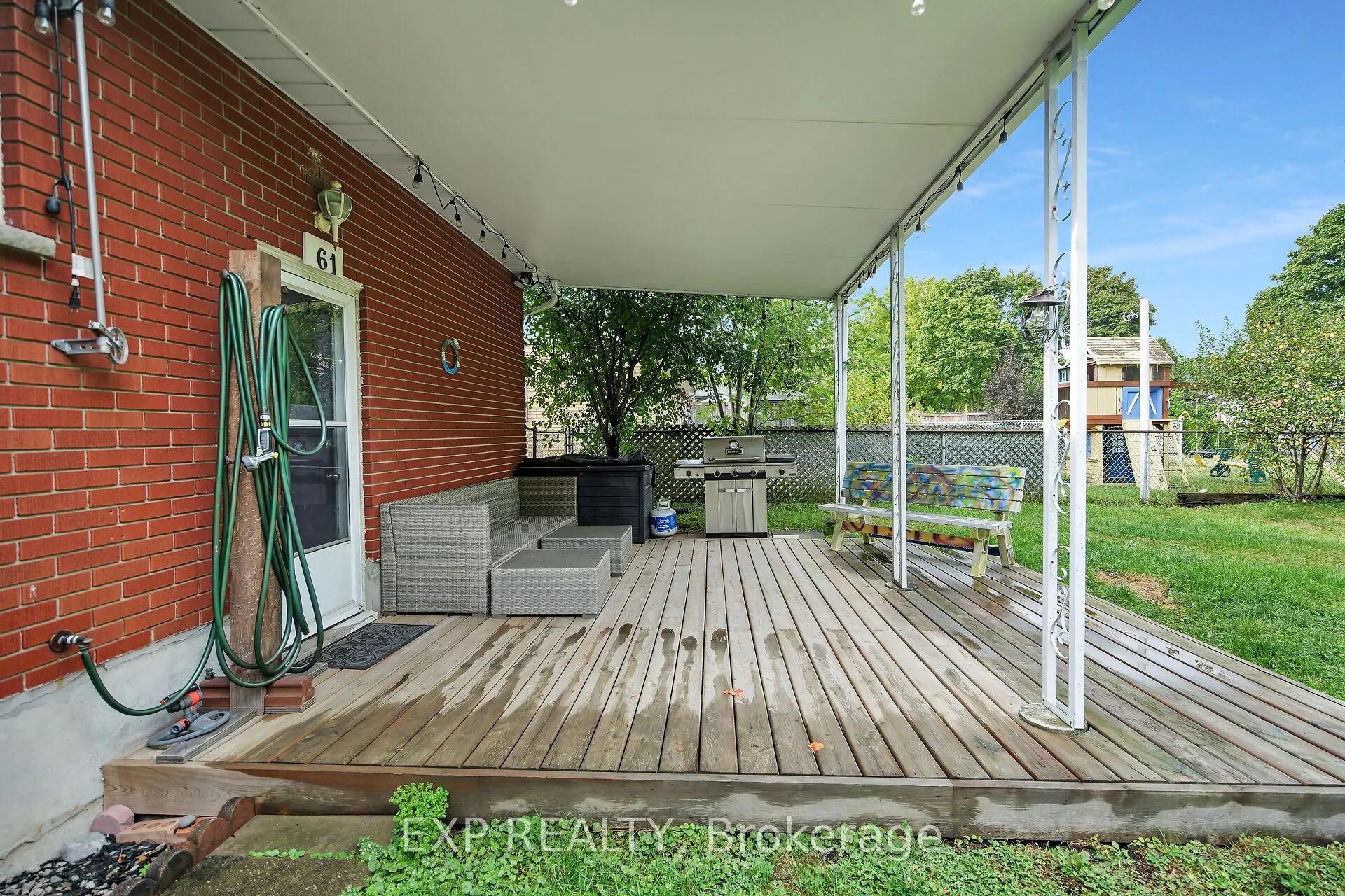 61 Larkspur Crescent